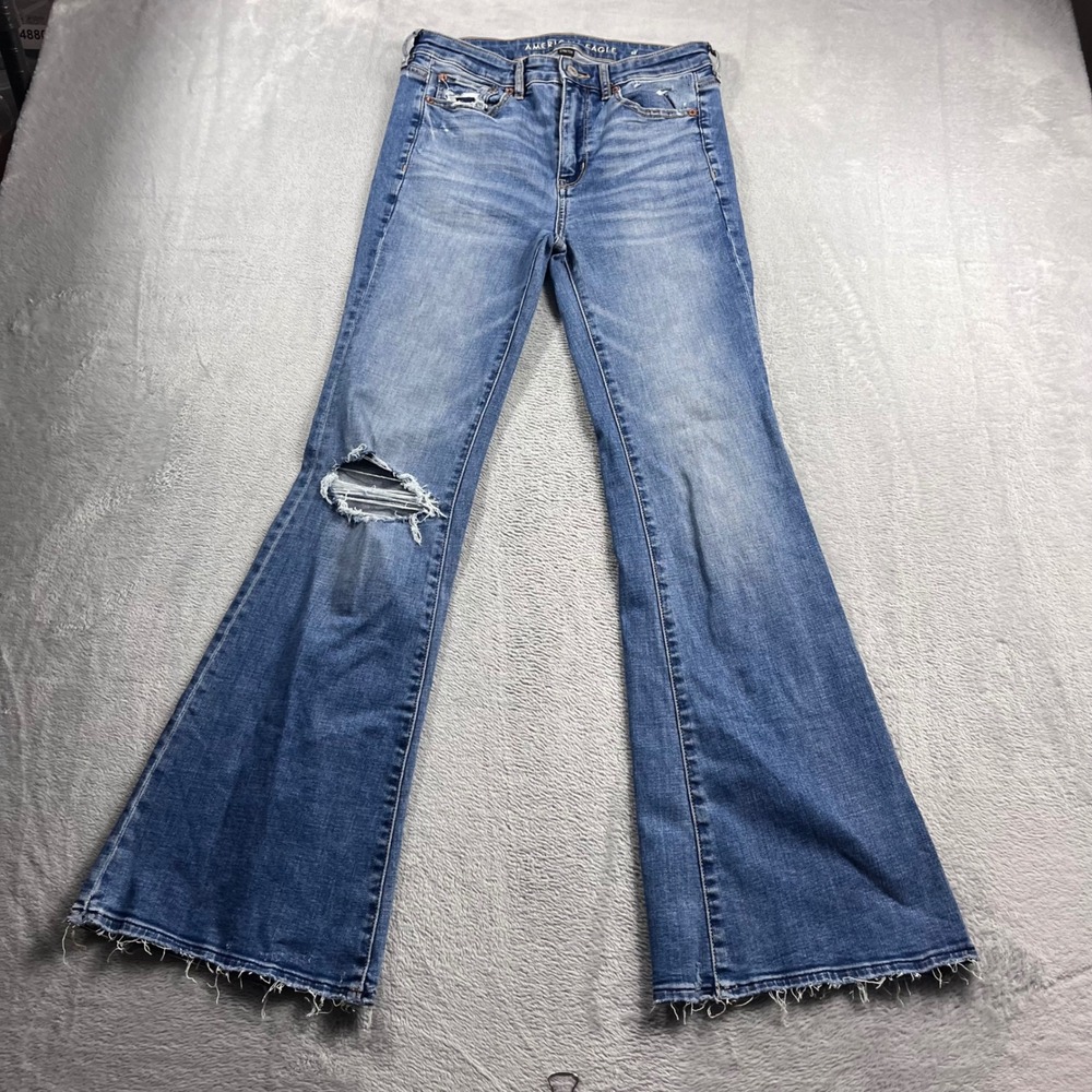 American Eagle Super High-Rise Flare Jeans Medium Wash Distressed Size 2 Regular